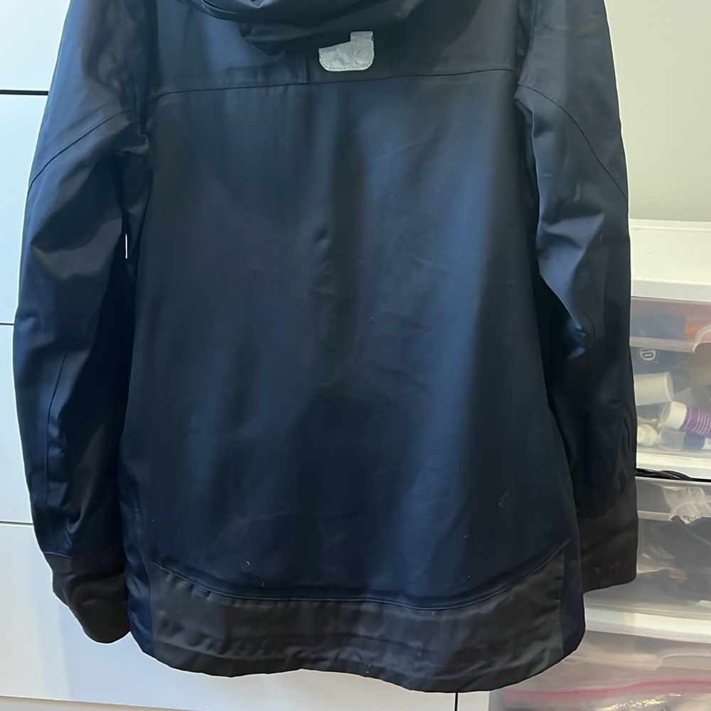 Helly Hansen Jacket - Amazing Condition! - image 6